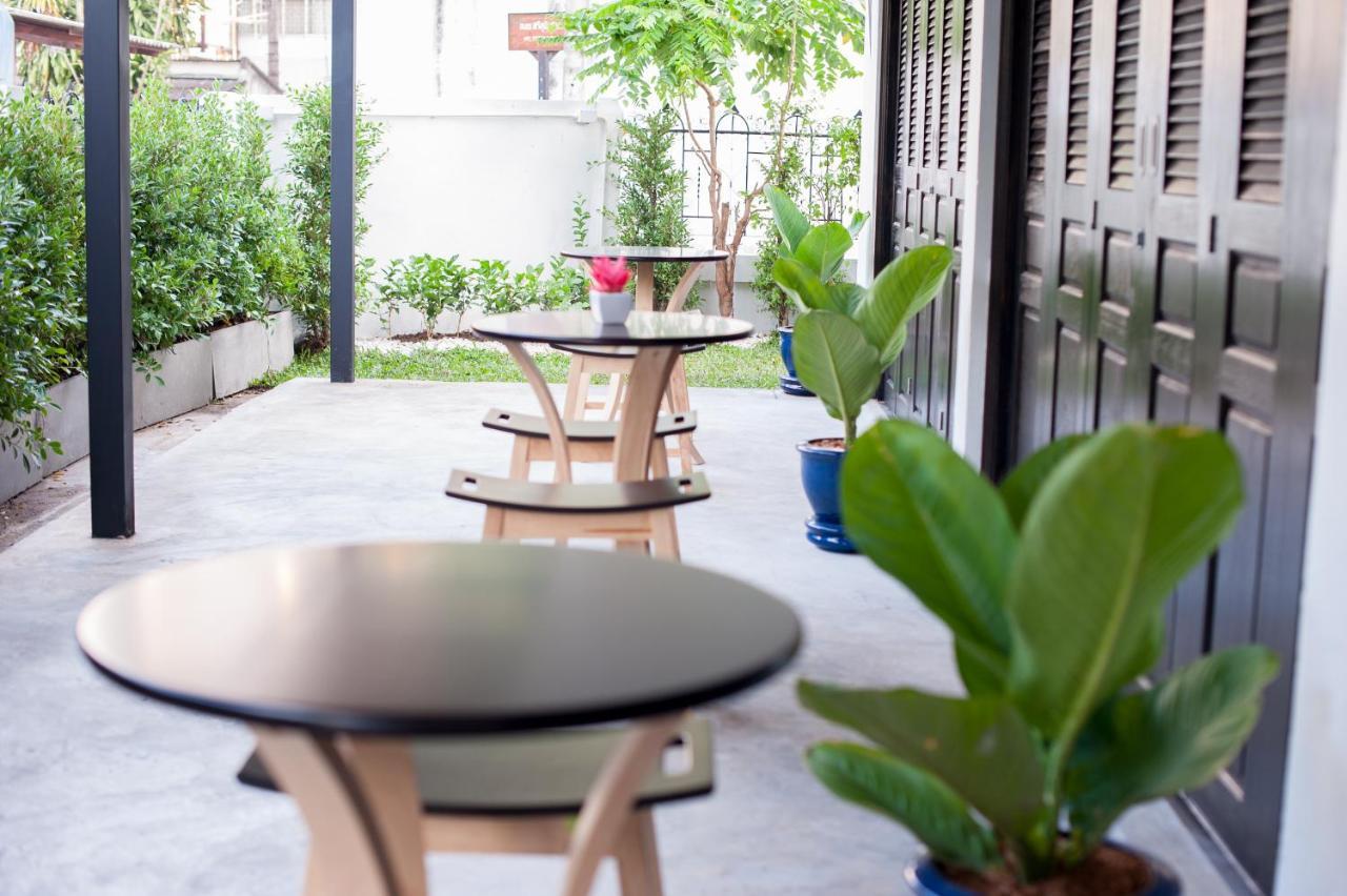 Albergue Baan Ploy In (Adults Only) Chiang Mai Exterior foto