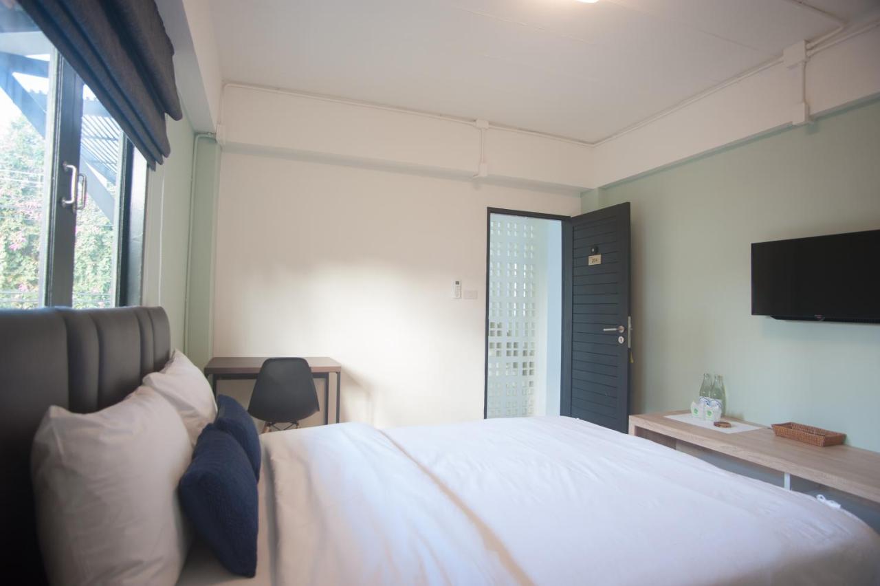 Albergue Baan Ploy In (Adults Only) Chiang Mai Exterior foto