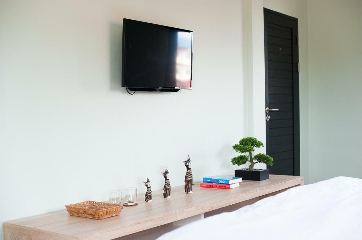Albergue Baan Ploy In (Adults Only) Chiang Mai Exterior foto